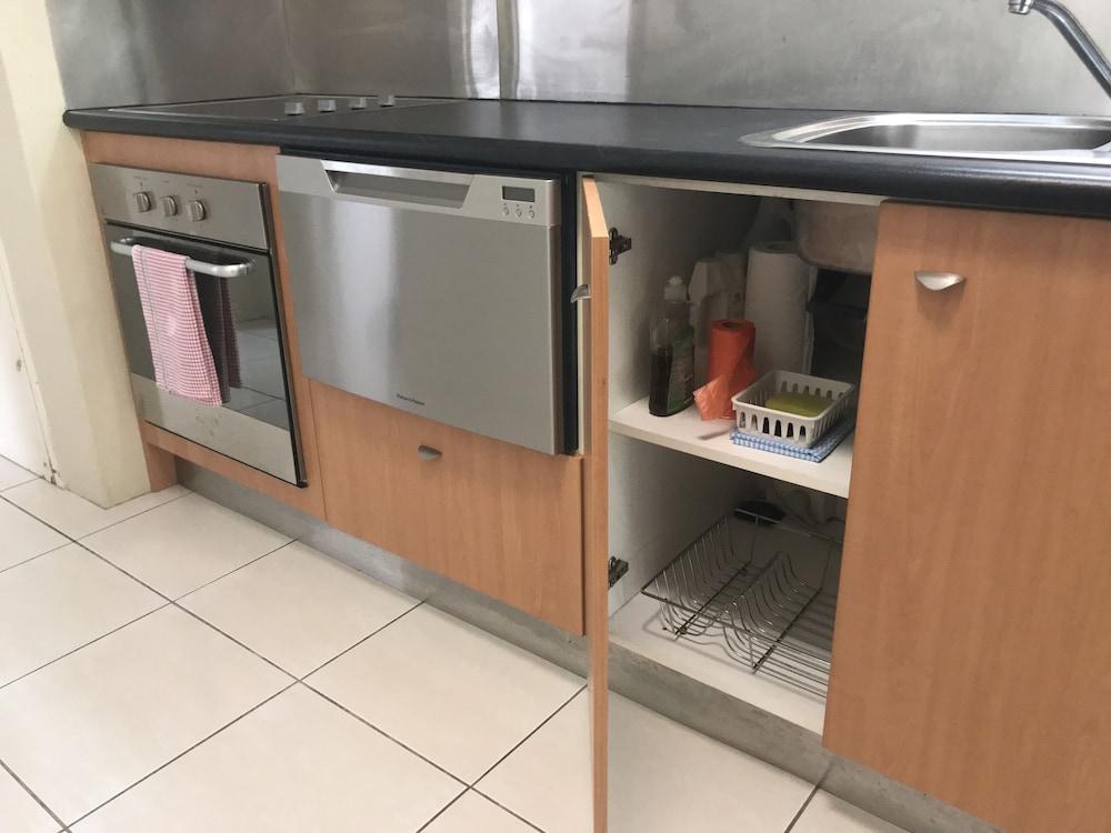 Reef Gateway Aparthotel 5*